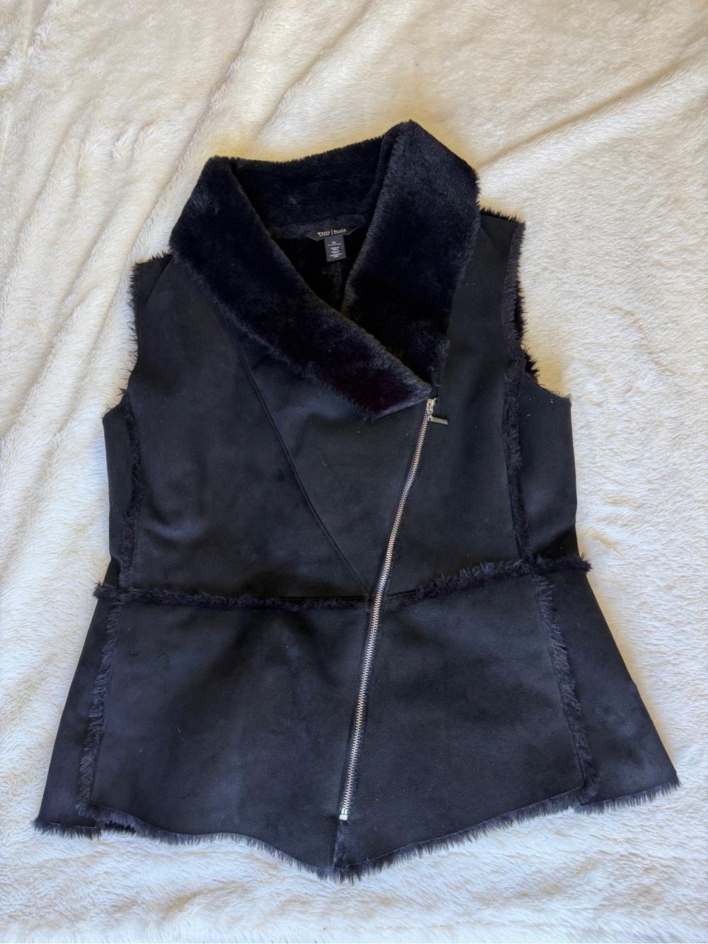 White Faux-Shearling Asymmetrical Vest - Black